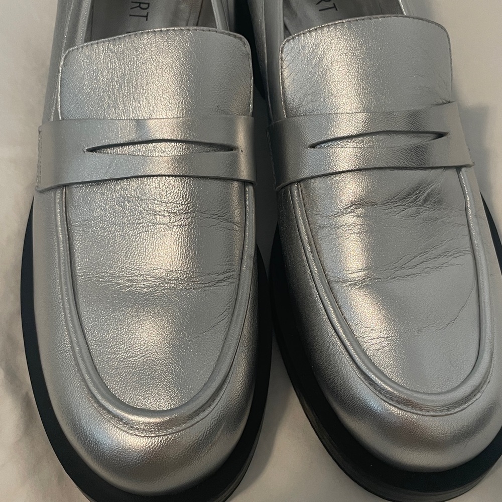 Stuart Weitzman Metallic Silver Loafers NWOT - Picture 12 of 12